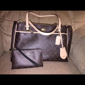 Coach purse and wallet wristlet